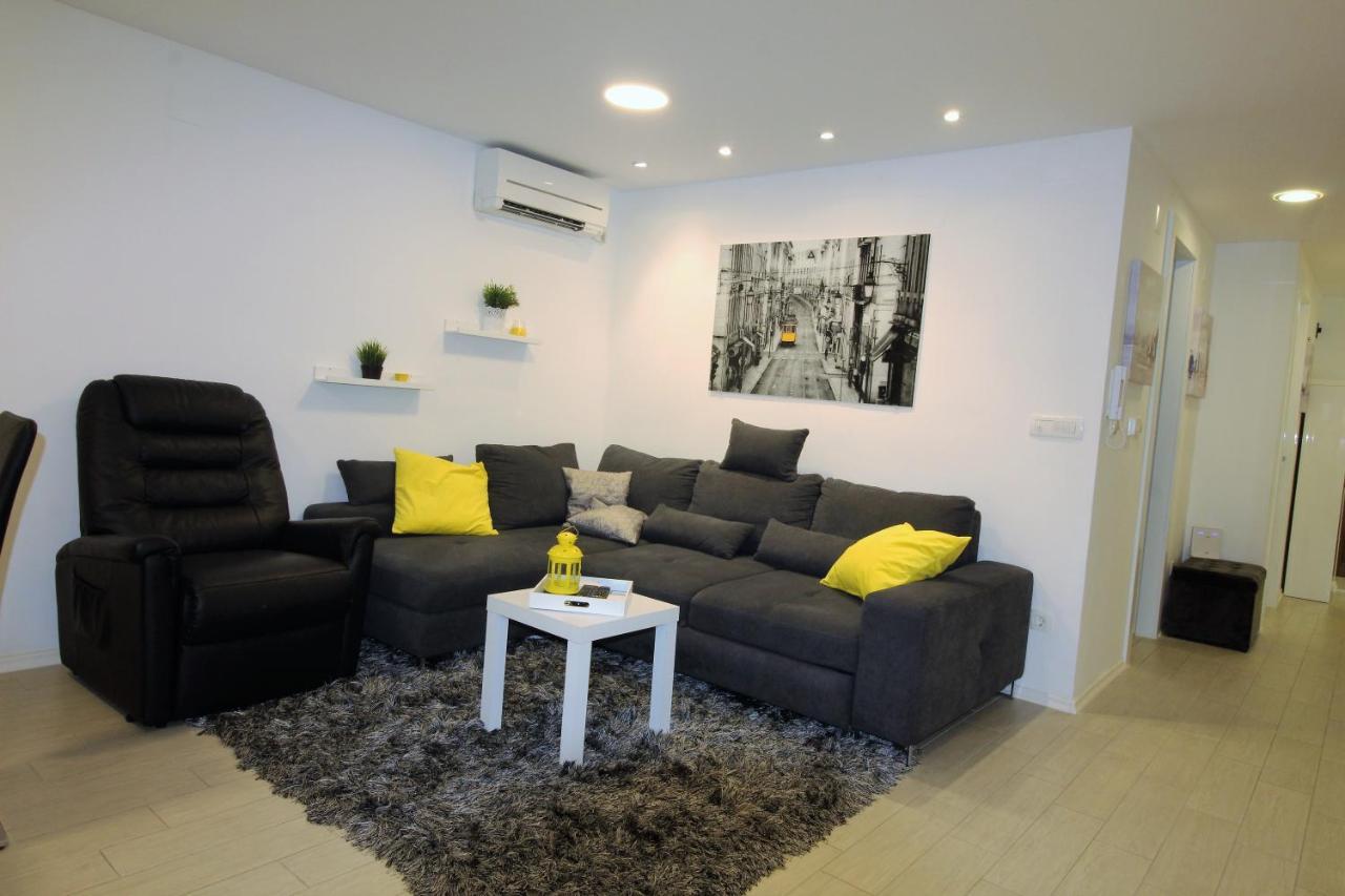 Apartment Pia Šibenik Eksteriør billede